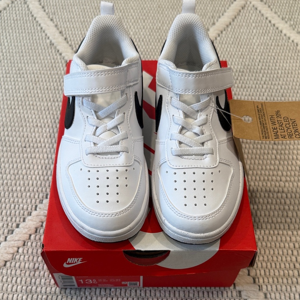 Nike Court  rough Low Recraft Kids size 13